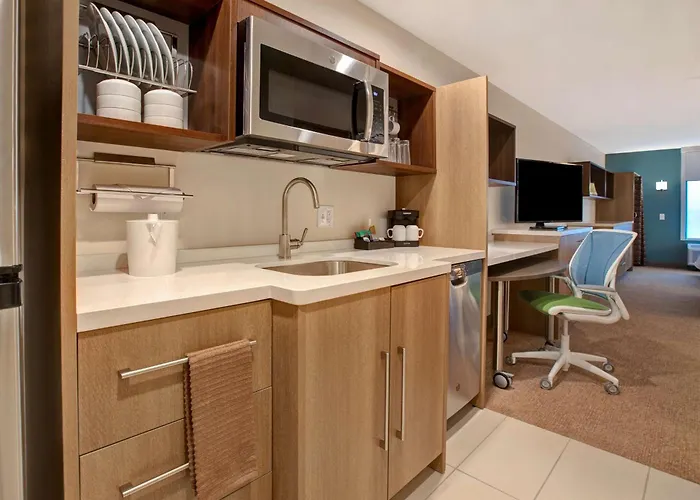 Home2 By Hilton Rockford Hotel 3*