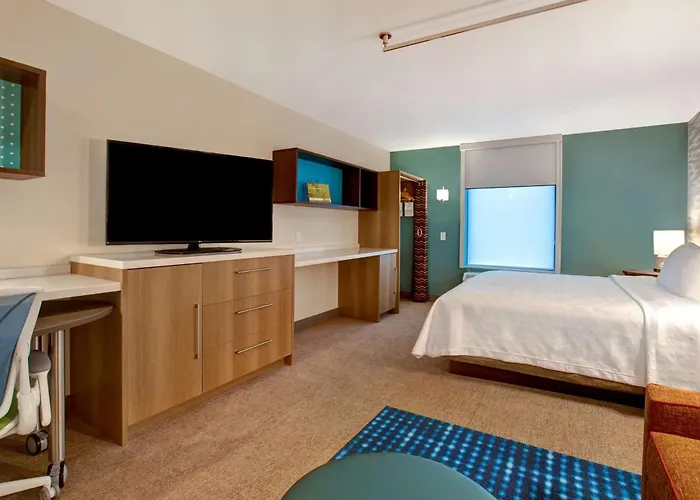 Hotel Home2 By Hilton Rockford