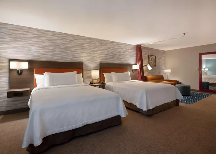 Home2 By Hilton Rockford Hotel